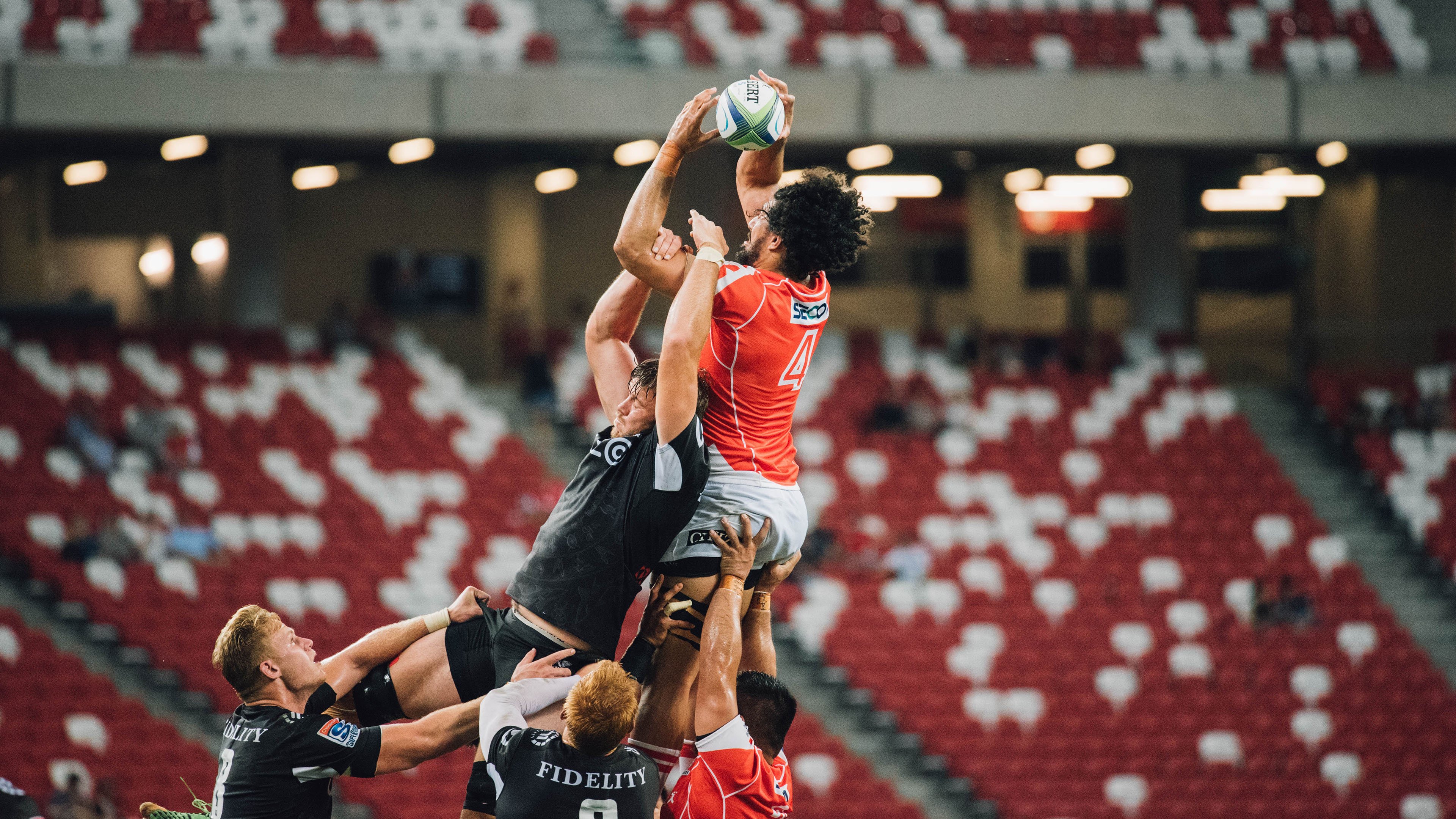 安东·李恩：精准的视野和传球让他成为全黑队的进攻指挥官，安东里尼